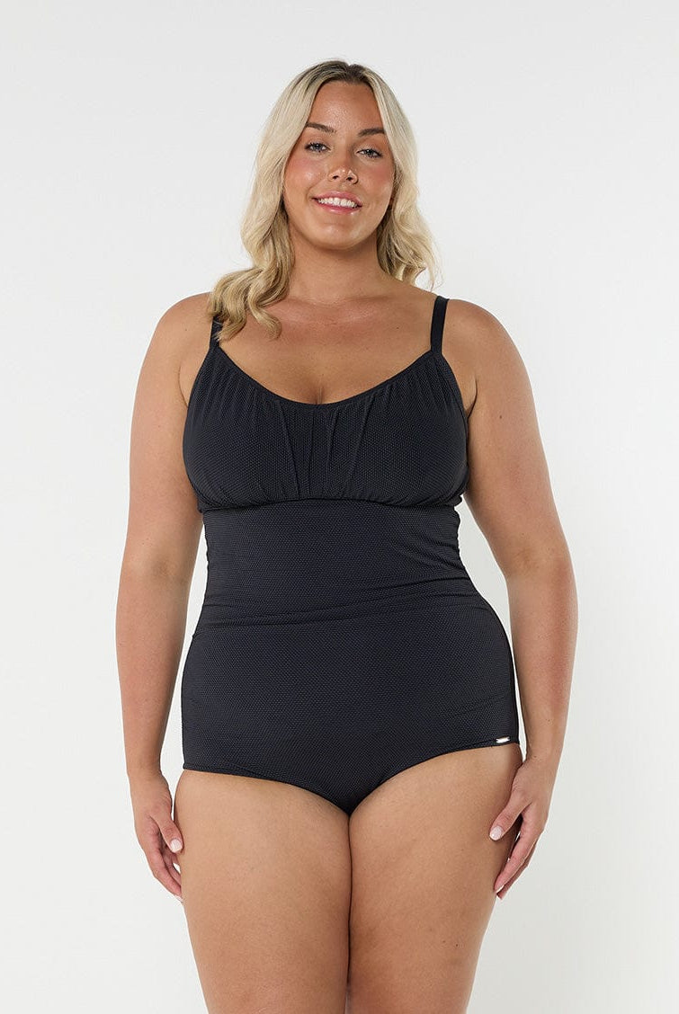 model wearing back underwire honey comb texture swimsuit