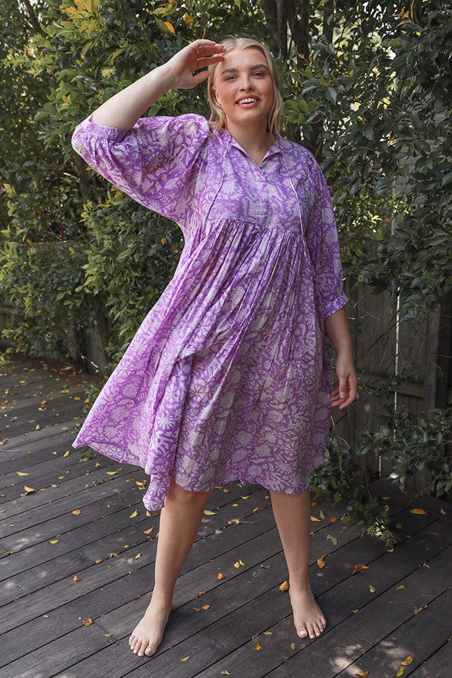 Model wearing Lilac Midi Floaty floral Dress 
